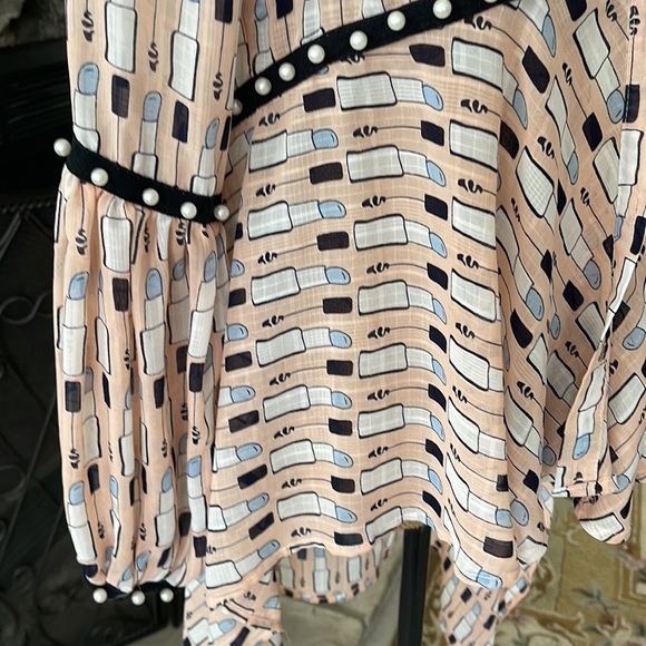 Blouse - Picture 4 of 6